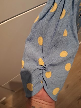 Mono Mango lunares azul y amarillo