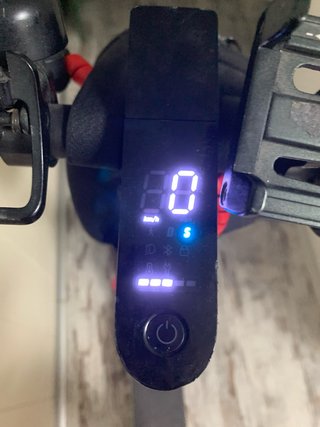 Monopatín Xiaomi con accesorios