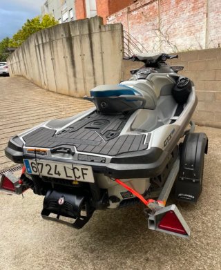 Moto de agua Sea-Doo RXP-X Plata/Negra