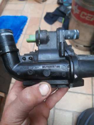 Cuerpo termostato motores HDI