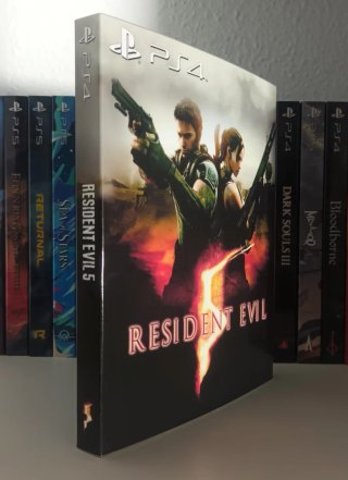 Funda Plastificada Resident Evil 5 PS4