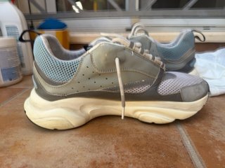 Dior B22 sneakers grises y azules