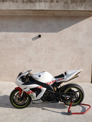 Yamaha YZF R1 Circuito