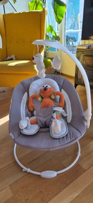 Hamaca Hauck bebé + trona accesorios