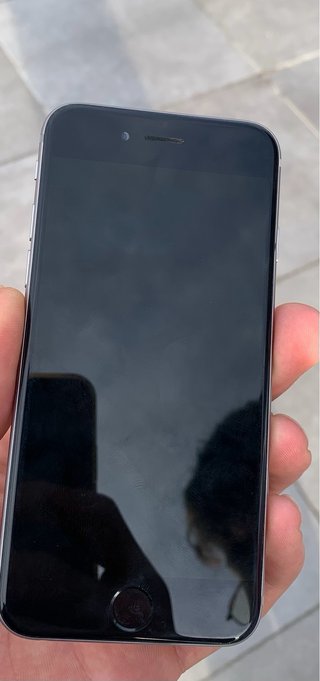 iPhone Apple Plata y gris