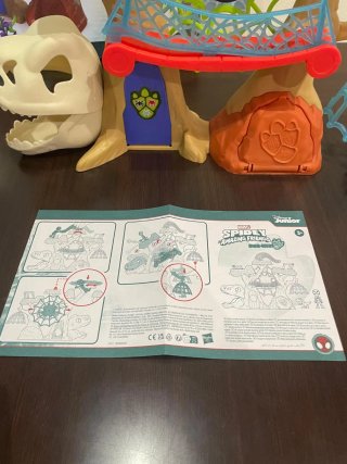 Spidey y sus Amigos Set de Juego Árbol Dino