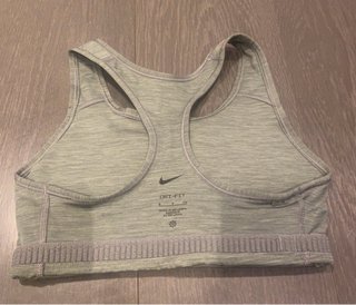 Top deportivo Nike