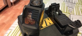 Nivel Láser DeWalt Autonivelante 2 Líneas Rojas