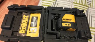 Nivel Láser DeWalt Autonivelante 2 Líneas Rojas