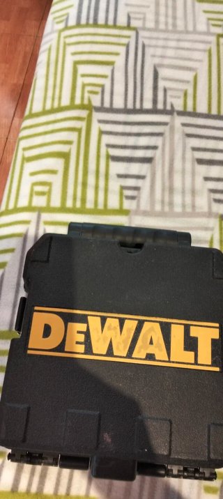 Nivel Láser DeWalt Autonivelante 2 Líneas Rojas
