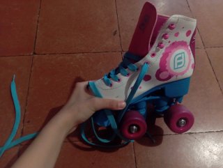 Patines y protecciones infantiles morado/rosa