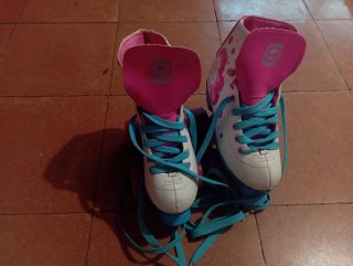 Patines y protecciones infantiles morado/rosa