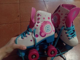Patines y protecciones infantiles morado/rosa