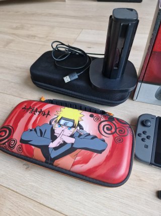 Nintendo Switch Gris LCD + accesorios