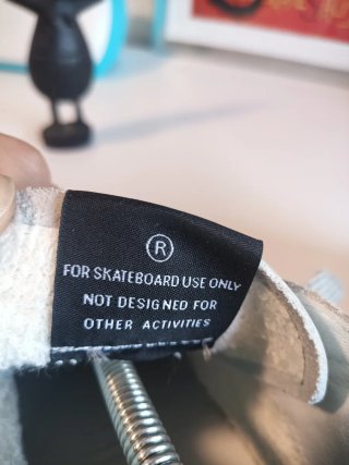 Zapatillas deportivas con estampado cebra