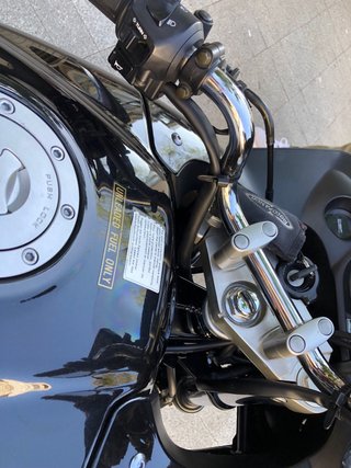 Honda Negra Touring con Maletas SHAD