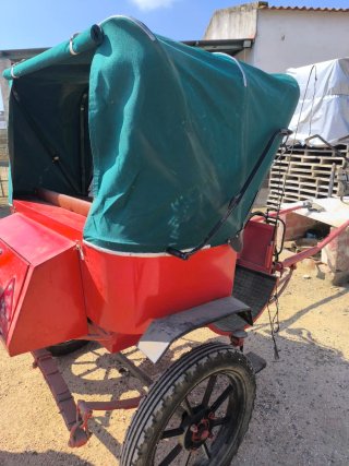 Charret de cortegaba con guarnición