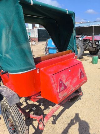 Charret de cortegaba con guarnición