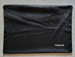 Funda negra portátil surface ipad Toshiba