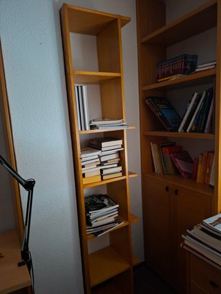 2 Estanterías de madera