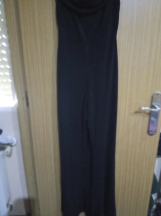 Mono negro elegante talla M
