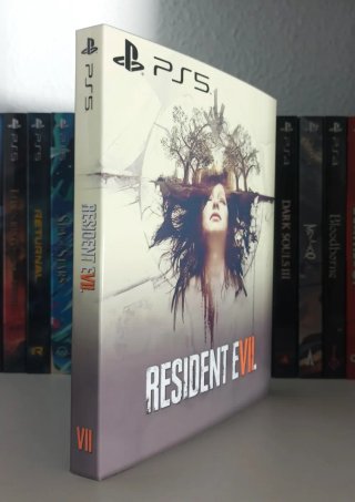 Funda Plastificada Resident Evil VII PS4/5