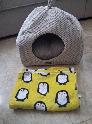 Cama para gato tipo iglú beige