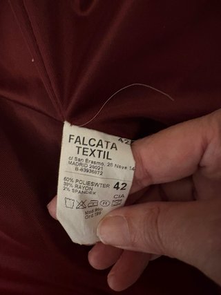 Abrigo burdeos talla 42