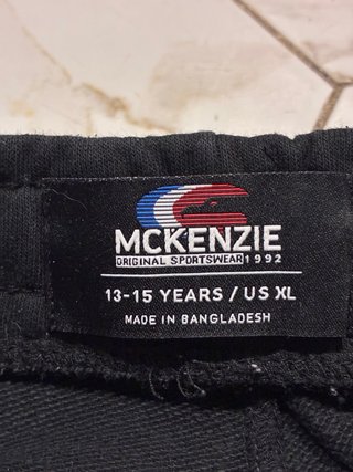 Pantalón Corto McKenzie Negro