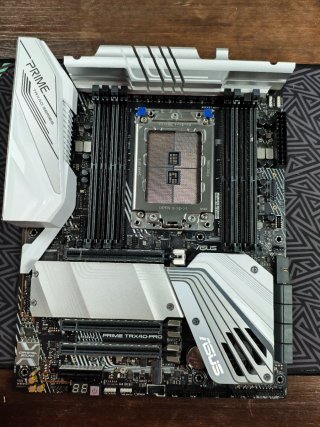 Pack Threadripper 3970X + Kraken + RX580 + TRX40