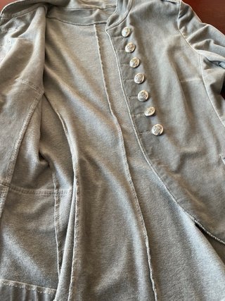 Chaqueta estilo militar gris mujer