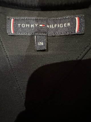 Sudadera Tommy Hilfiger Relieve Bordado Negro M