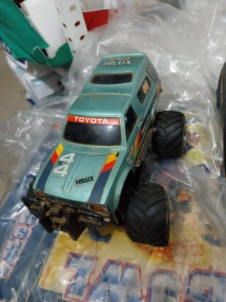 Coche radiocontrol Toyota Hilux 4x4
