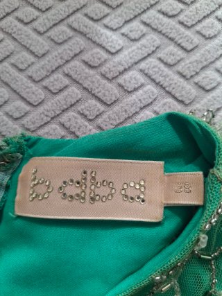 Vestido fiesta verde con plateado