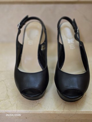 Tacones negros T37