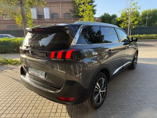 Peugeot 5008 2018