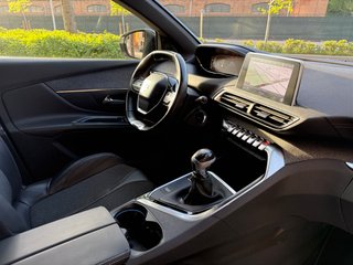Peugeot 5008 2018