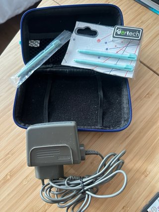 Nintendo DS Lite Menta + Accesorios