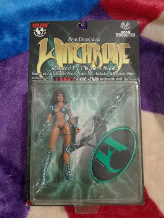 Figura Witchblade Sara Pezzini Moore Action Collec