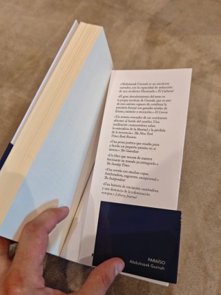 Paraíso / Paradise (Spanish Edition)