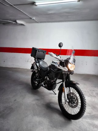 UM DSR Adventure 125 - Moto Trail