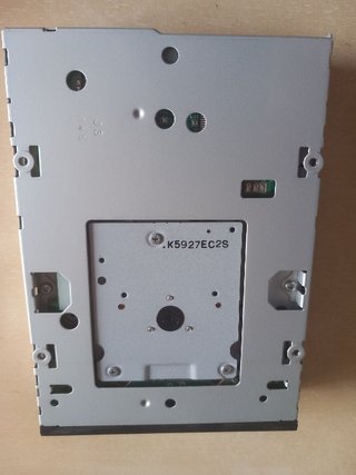 Disquetera interna 3.5" 1.44 MB para ordenador