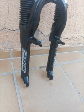 Horquilla Suspensión MTB 20" SR Suntour M5000