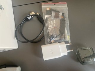 DJI Mini 4K con 4 Baterías