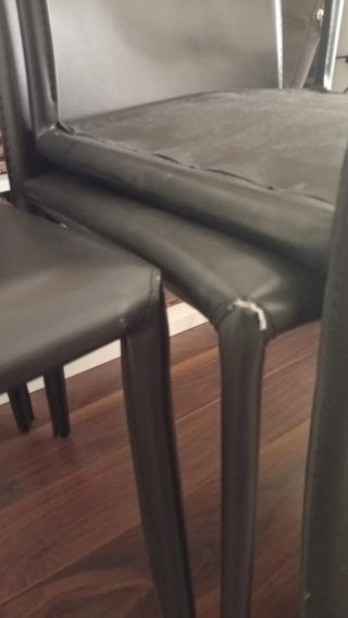 Sillas de comedor de piel negras