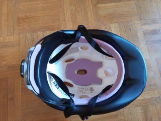 Casco rosa niña