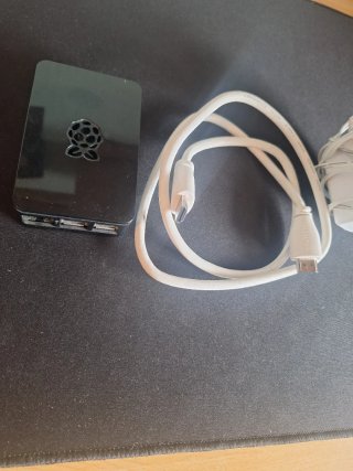 Raspberry Pi 3 con Accesorios
