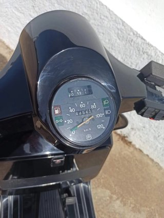 Vespa PX 200 Negra