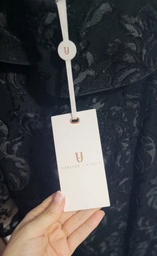 Vestido negro fiesta volantes