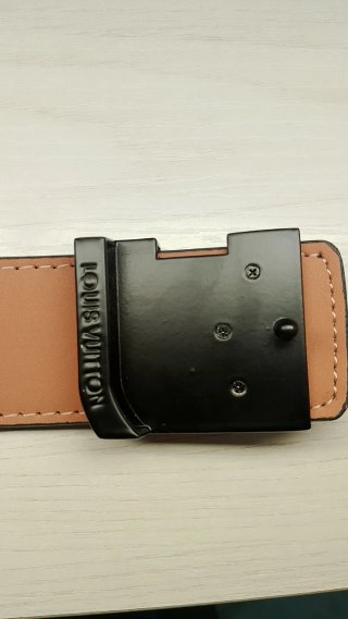 Cintura Louis Vuitton nera